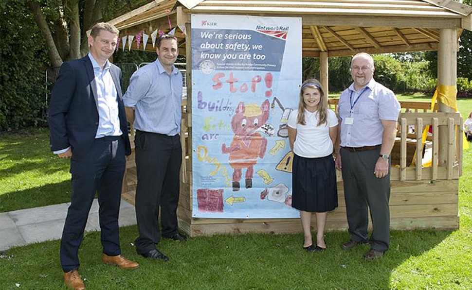 Wiki Czech's winning artwork showcased at the opening of Barlby Bridge School's new outdoor classroom